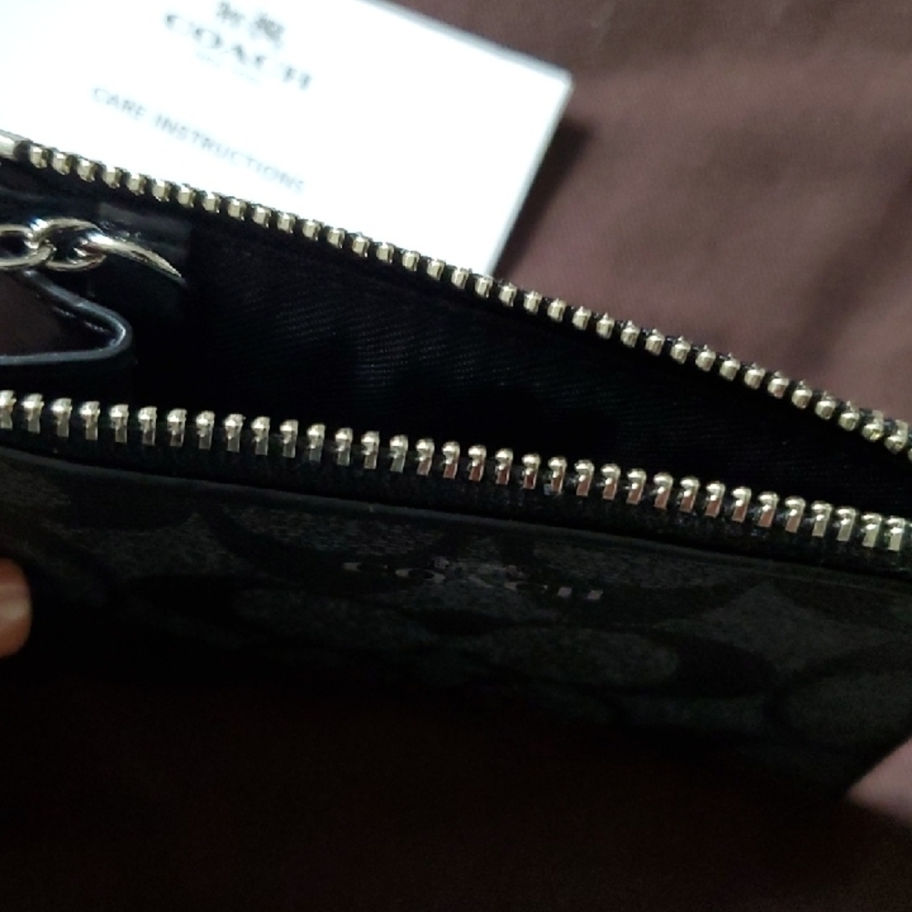 Coach Black/Charcoal Signature Zip Card Holder with Key Ring - Picture 3 of 3